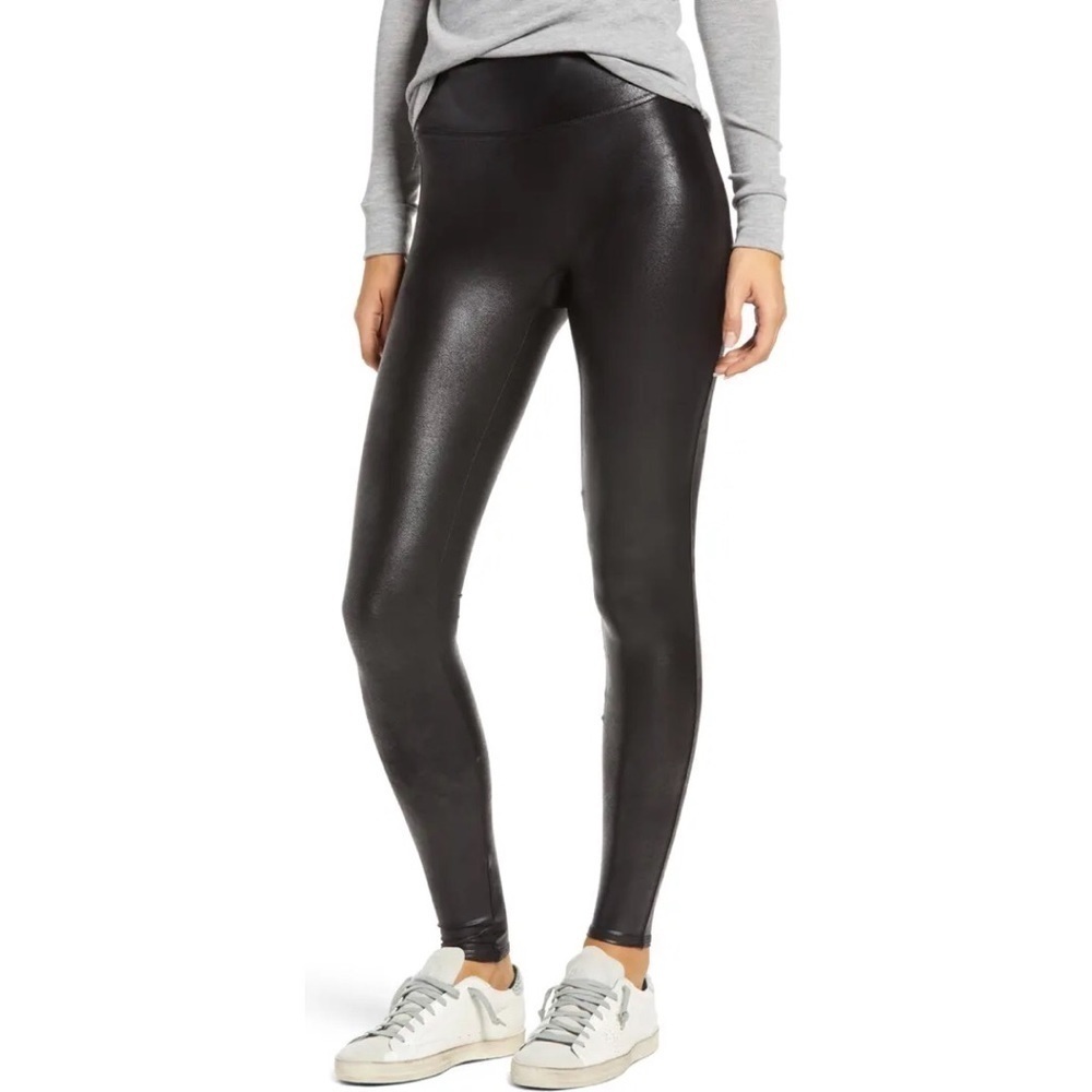 SPANX VERY BLACK Faux Leather Leggings SZ. 2X L​​​​​​​​​​​​